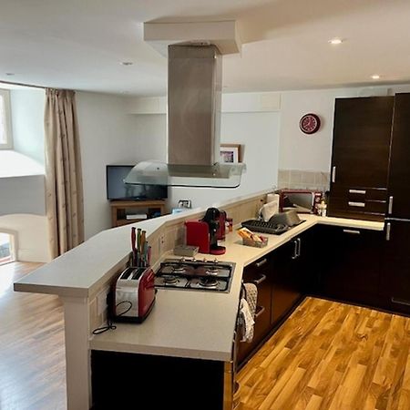 Stunning Spacious Apartment On River Ness Inverness Eksteriør billede